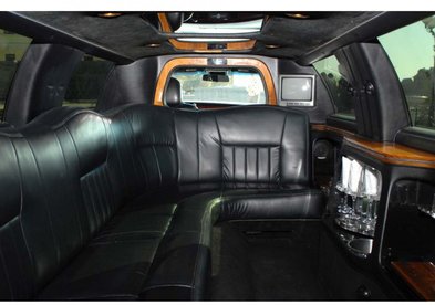 Лимузин на свадьбу № A3782 - Центр праздничной индустрии Amor