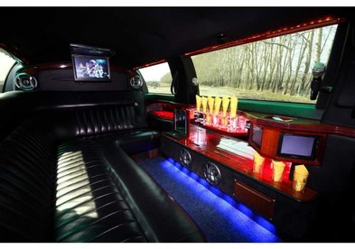 Лимузин на свадьбу № A3784 - Центр праздничной индустрии Amor