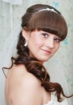 «на длинные волосы»