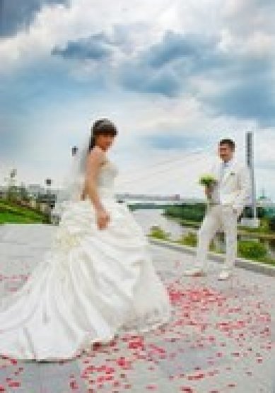 Прическа на свадьбу на длинные волосы (С19108) - Стилист-визажист Римма Сайфуллина