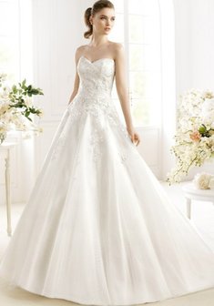 Свадебное платье R36473. А-силуэт, длинное со шлейфом.