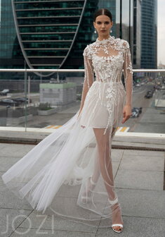 Свадебное платье G70012. С прямой юбкой, короткое без шлейфа.