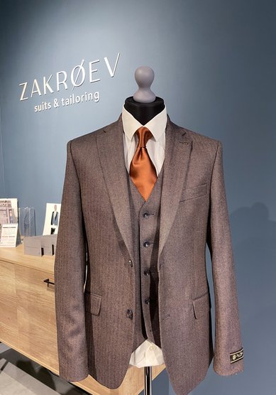 Свадебный мужской костюм Z3803 - Салон костюмов Zakroev (Тюмень)