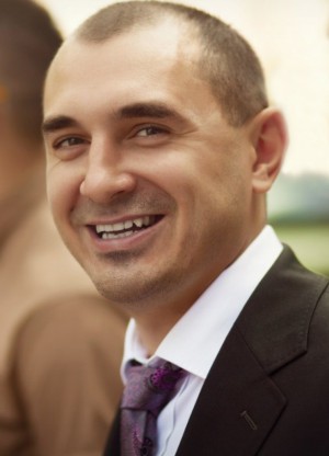 Ведущий, артист Самигуллин Рустам